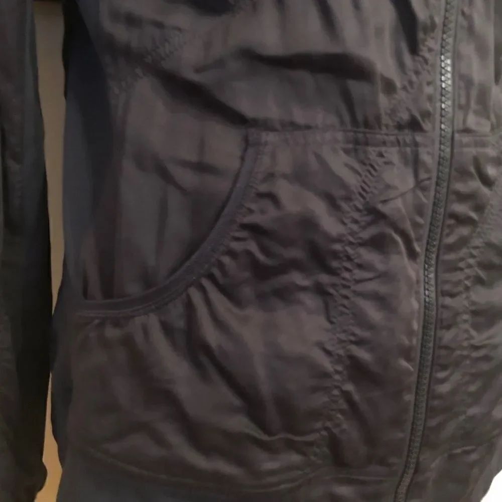 Lululemon Lab Reversible Jacket Sample size M - Picture 7 of 9